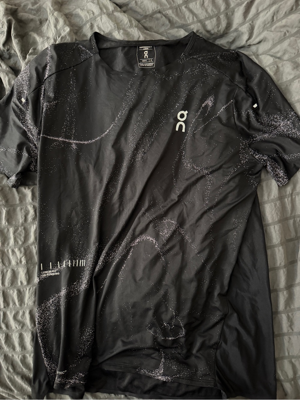 On Running Performance-T Lumos Men’s Reflective Black Shirt Size M